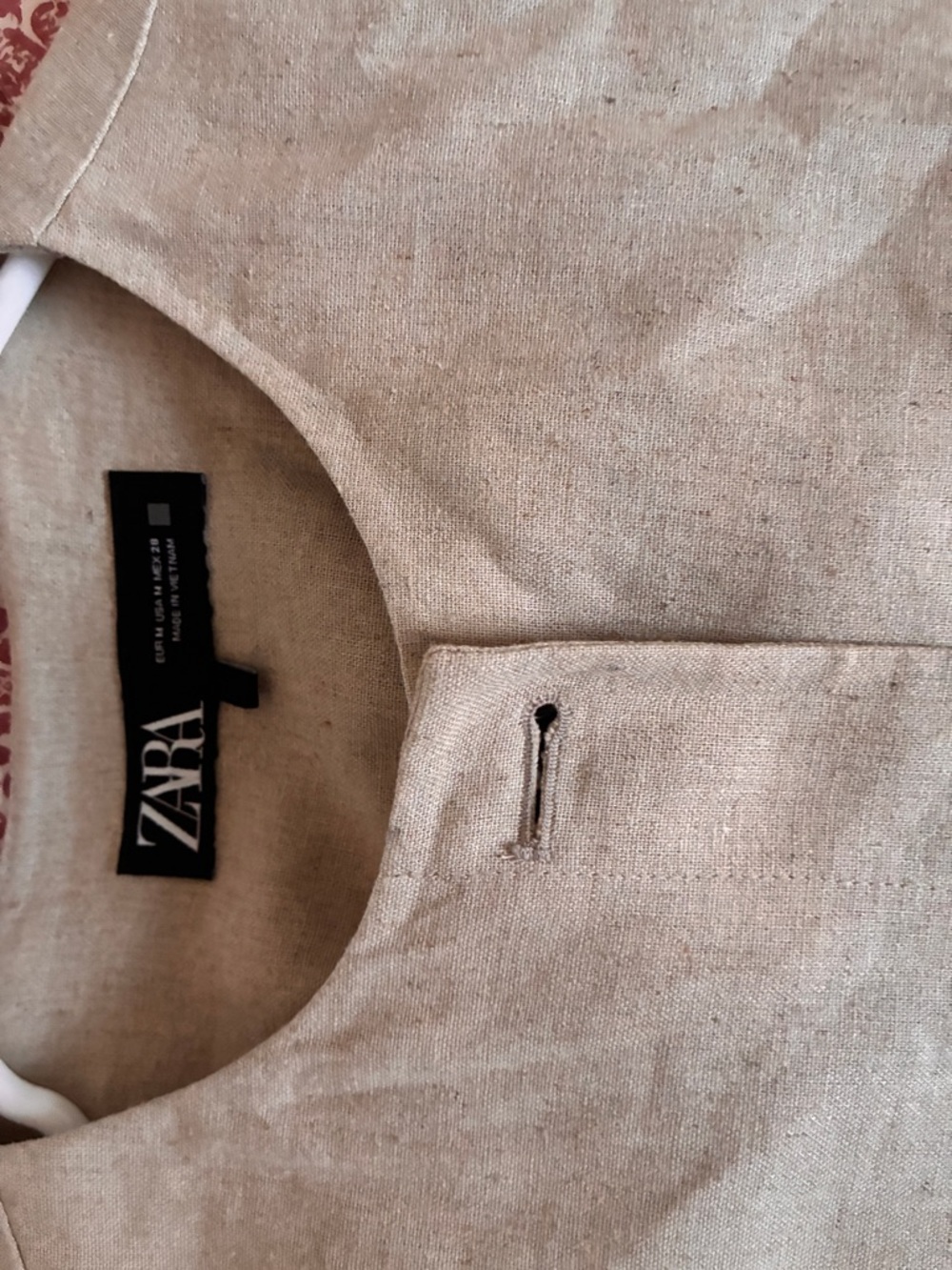 ZARA Beige Linen-Look jacket